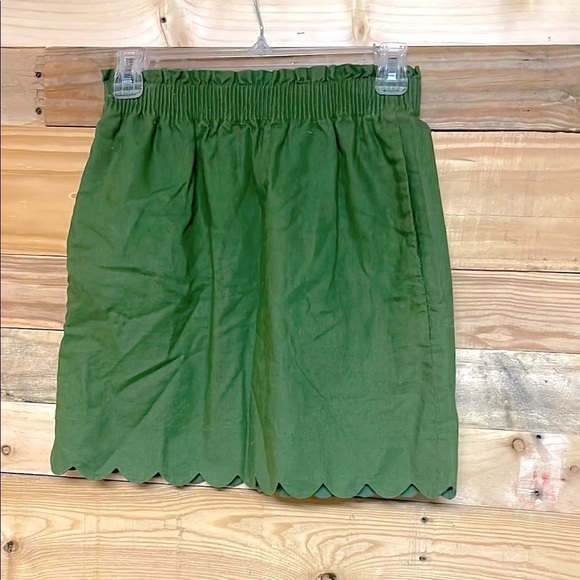J. by J. Crew size 00 Green Mini Linen/Cotton Scalloped Hem Skirt with pockets - Picture 1 of 9